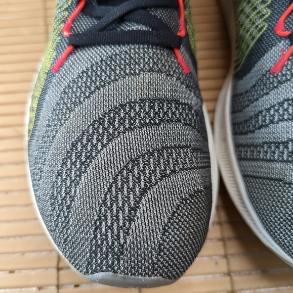 NEW BALANCE Fuel cell Rebel Men’s Size 12.5 Black Neon Running Shoes MFCXMB. 225 - Picture 7 of 10